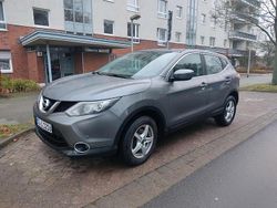 Grau Gebraucht 2014 Nissan Qashqai Acenta SUV | 9.350 € (Etwas zu teuer)