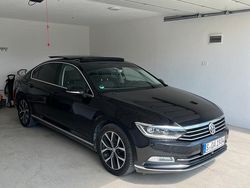 Schwarz Gebraucht 2015 VW Passat Highline Limousine | 13.750 € (Fairer Preis)