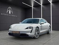 Weiß Gebraucht 2022 Porsche Taycan Kombi | 60.911 € (Superpreis)