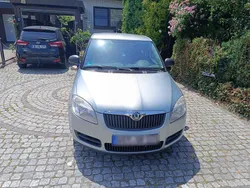 Andere außenfarben Gebraucht 2010 Skoda Fabia Kleinwagen | 1.750 €