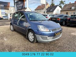 Blau Gebraucht 2006 Ford Fiesta Ambiente Kleinwagen | 2.299 € (Fairer Preis)