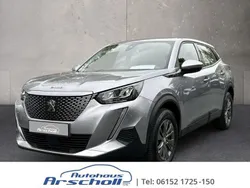 Grau Gebraucht 2021 Peugeot e-2008 Active SUV | 17.980 € (Guter Preis)