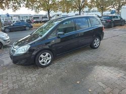 Schwarz Gebraucht 2008 Opel Zafira Kombi | 1.990 € (Superpreis)