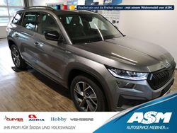 Grau Gebraucht 2024 Skoda Kodiaq SportLine SUV | 41.978 € (Fairer Preis)