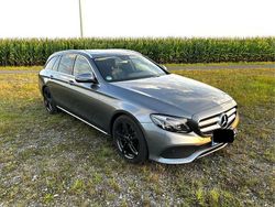 Grau Gebraucht 2017 Mercedes E220 Avantgarde Limousine | 21.500 € (Guter Preis)