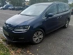 Blau Gebraucht 2013 VW Sharan Van / Kleinbus | 15.000 € (Etwas zu teuer)
