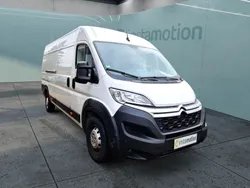 Weiß Gebraucht 2023 Citroën Jumper Start Van / Kleinbus | 24.480 € (Fairer Preis)