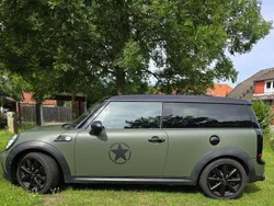 Grün Gebraucht 2011 Mini Clubman Kombi | 6.900 € (Fairer Preis)