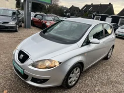 Grau Gebraucht 2004 Seat Altea Stylance Van / Kleinbus | 1.499 € (Fairer Preis)