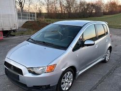 Silber Gebraucht 2012 Mitsubishi Colt Kleinwagen | 2.900 € (Fairer Preis)