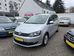 Reflexsilber metallic Gebraucht 2015 VW Sharan Comfortline Van / Kleinbus | 15.750 € (Fairer Preis)