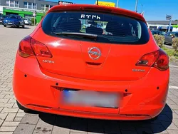 Rot Gebraucht 2011 Opel Astra Limousine | 3.500 € (Guter Preis)