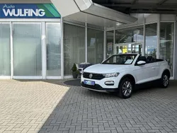 Pure white Gebraucht 2021 VW T-Roc Cabriolet Style Cabrio | 21.390 € (Etwas zu teuer)