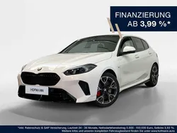 Alpinweiß uni Gebraucht 2024 BMW 120 Shadowline Kleinwagen | 36.833 € (Fairer Preis)