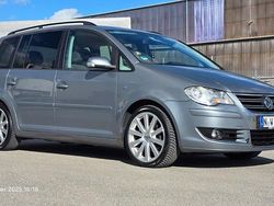 Grau Gebraucht 2008 VW Touran R-line Van / Kleinbus | 6.900 €