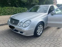 Silber Gebraucht 2004 Mercedes E240 Avantgarde Limousine | 5.750 € (Fairer Preis)