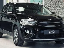 Schwarz Gebraucht 2021 Kia Stonic Vision SUV | 14.990 € (Guter Preis)