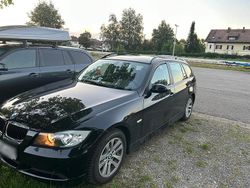 Schwarz Gebraucht 2007 BMW 318 Kombi | 2.500 € (Guter Preis)