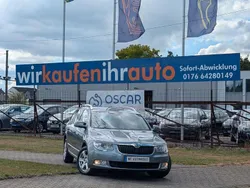 Grau Gebraucht 2011 Skoda Superb Ambition Kombi | 3.999 € (Guter Preis)
