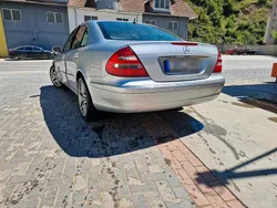 Silber Gebraucht 2005 Mercedes E280 Limousine | 3.750 €