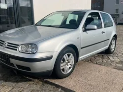Silber Gebraucht 2001 VW Golf IV Comfortline Limousine | 1.990 € (Teuer)