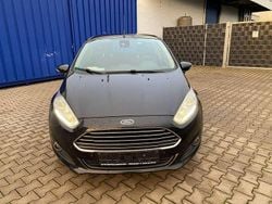 Pantherschwarz metallic Gebraucht 2016 Ford Fiesta Trend Kleinwagen | 5.490 € (Fairer Preis)