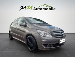 Kometgrau Gebraucht 2007 Mercedes B200 Van / Kleinbus | 7.480 € (Etwas zu teuer)