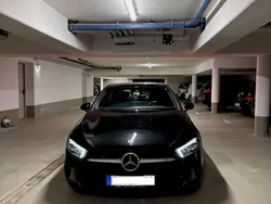 Schwarz Gebraucht 2018 Mercedes A250 Limousine | 14.000 €