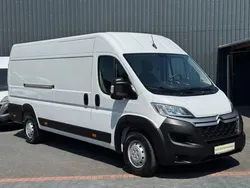 Weiß Gebraucht 2023 Citroën Jumper Van / Kleinbus | 28.558 € (Etwas zu teuer)