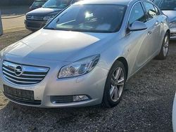 Silber Gebraucht 2011 Opel Insignia Coupé | 4.000 € (Fairer Preis)