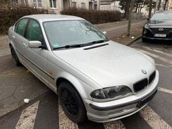 Silber Gebraucht 1998 BMW 320 Limousine | 3.490 € (Guter Preis)