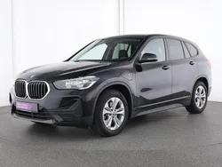 Black sapphire Gebraucht 2022 BMW X1 Sport Line SUV | 24.857 € (Guter Preis)