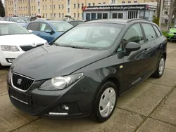 Grau Gebraucht 2011 Seat Ibiza Reference Limousine | 5.900 € (Etwas zu teuer)