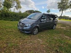 Grau Gebraucht 2018 Mercedes V250 Edition Van / Kleinbus | 40.900 € (Fairer Preis)