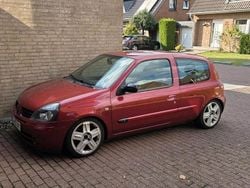 Rot Gebraucht 2003 Renault Clio II R.S. Kleinwagen | 4.200 €