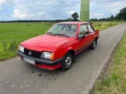 Rot Gebraucht 1982 Opel Ascona Limousine | 3.250 €