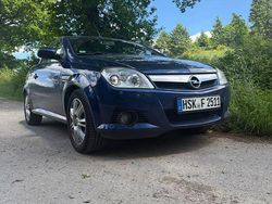 Blau Gebraucht 2004 Opel Tigra Cosmo Cabrio | 2.400 € (Fairer Preis)