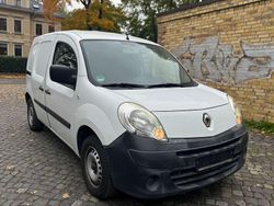 Weiß Gebraucht 2011 Renault Kangoo Initiale Paris Van / Kleinbus | 3.999 € (Guter Preis)