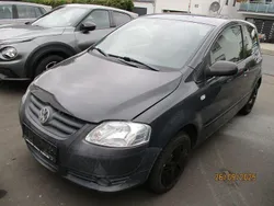 Grau Gebraucht 2010 VW Fox Kleinwagen | 800 € (Guter Preis)
