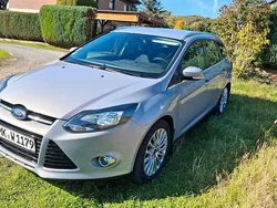 Grau Gebraucht 2011 Ford Focus Titanium Limousine | 6.500 € (Fairer Preis)