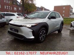 Grau Neu 2025 Toyota bZ4X Comfort SUV | 37.639 € (Fairer Preis)