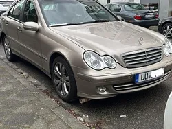 Gelb Gebraucht 2004 Mercedes C180 Classic Limousine | 4.500 € (Fairer Preis)