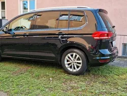 Schwarz Gebraucht 2016 VW Touran Join Van / Kleinbus | 15.999 € (Guter Preis)