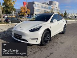 Weiß Gebraucht 2022 Tesla Model Y Performance SUV | 39.600 € (Fairer Preis)