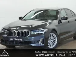 Sophistograu brillanteffekt me Gebraucht 2023 BMW 520 Luxury Line Limousine | 40.900 € (Guter Preis)