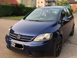 Blau Gebraucht 2005 VW Golf V Limousine | 3.800 € (Etwas zu teuer)