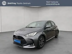 Marlingrau metallic Gebraucht 2022 Toyota Yaris Hybrid Basis Limousine | 14.490 € (Guter Preis)