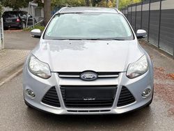 Silber Gebraucht 2012 Ford Focus Limousine | 3.499 € (Superpreis)