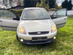 Silber Gebraucht 2006 Ford Fiesta Kleinwagen | 749 € (Superpreis)