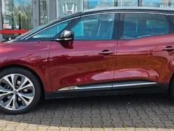 Rot Gebraucht 2017 Renault Grand Scénic IV Intens Van / Kleinbus | 17.800 € (Fairer Preis)
